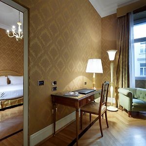 Executive Suite Sea View
